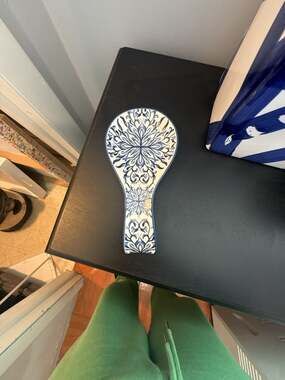 Ceramic Blue and White Floral Pattern Spoon Rest
